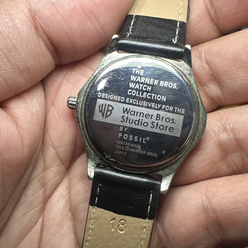 Works VTG Fossil Warner Bros Daffy Duck Watch 36mm New Battery & Leather‎ RARE